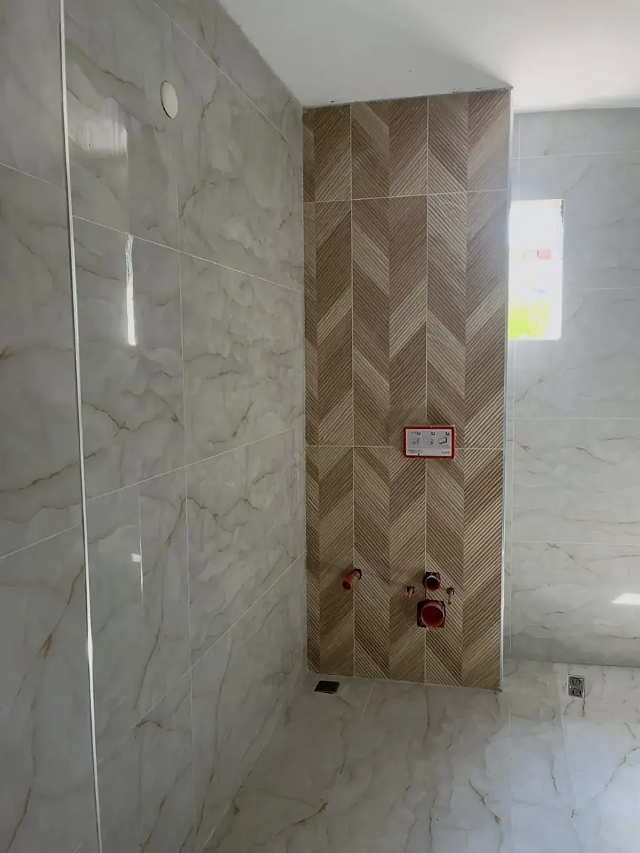 Duş Duvarı Balıksırtı Desen Seramik